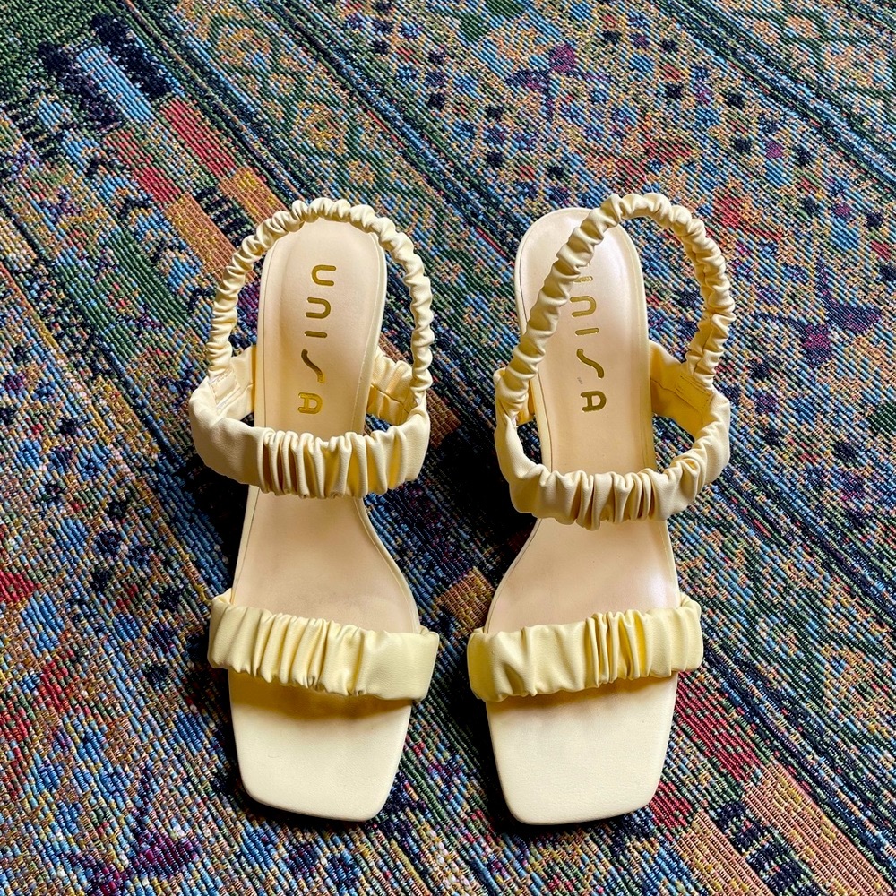yellow kitten heels
